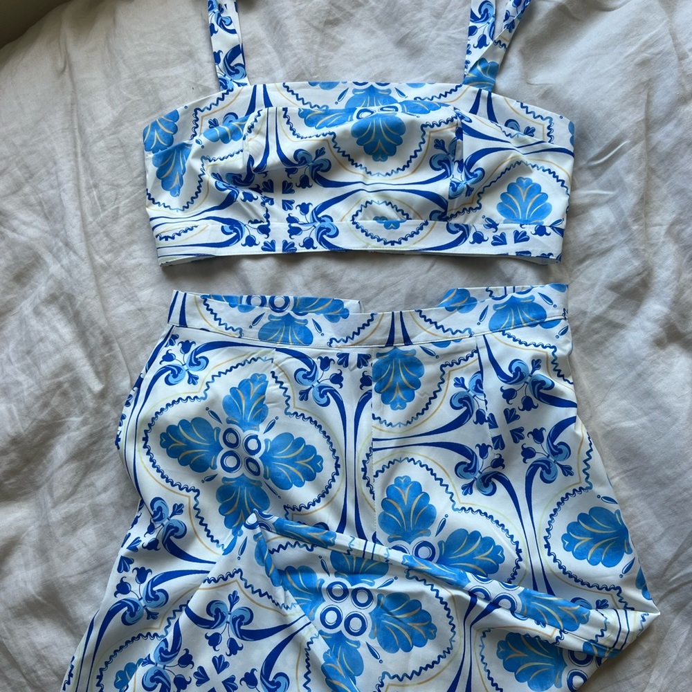Two piece pant and top set